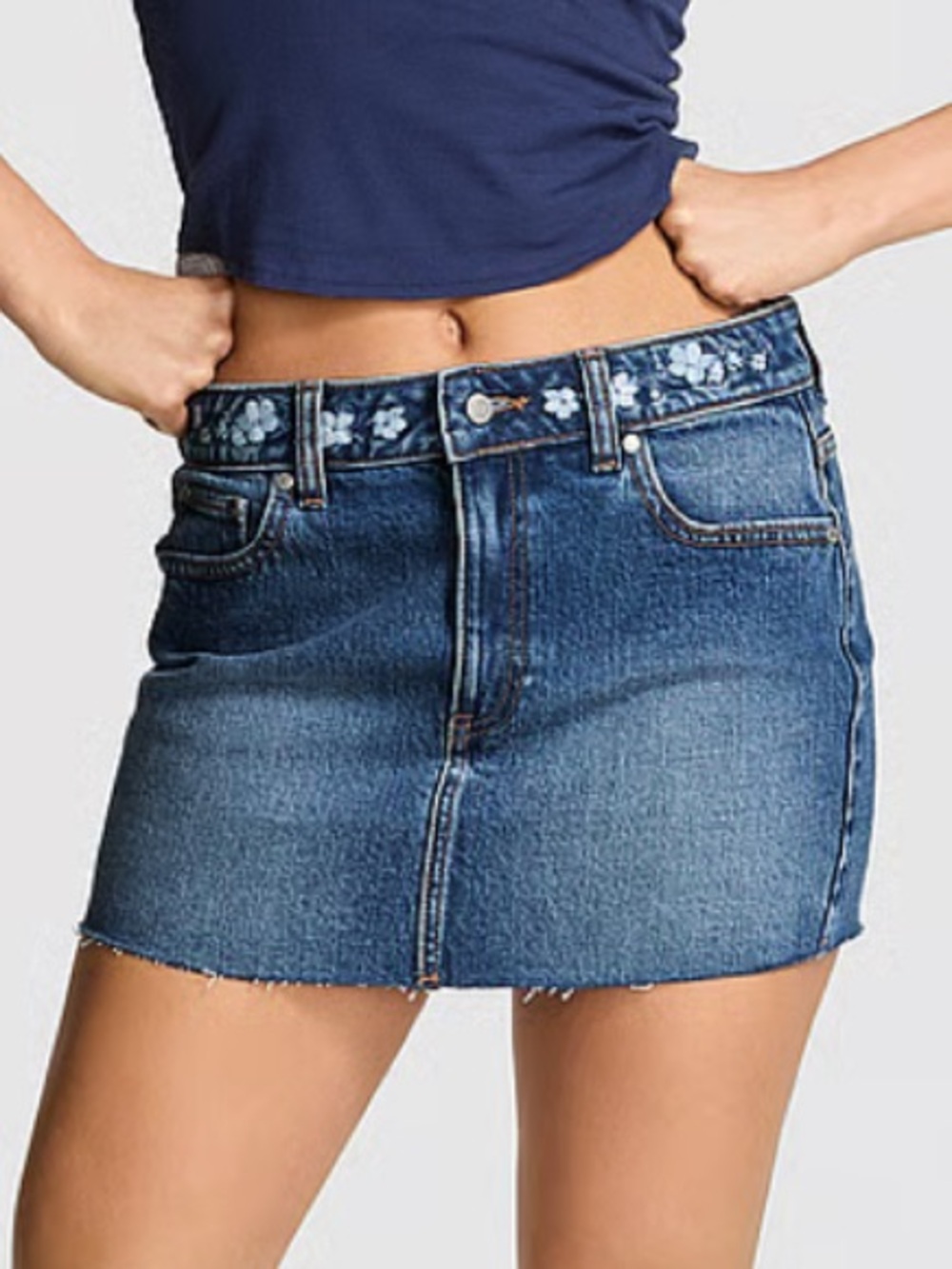 Victoria Secret PINK Medium wash denim mini skirt - Picture 3 of 4